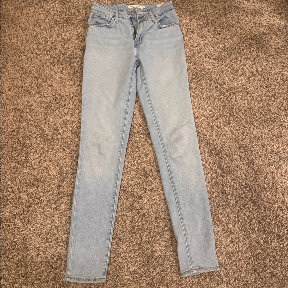 Levi's Women's Light Blue Skinny Jeans
